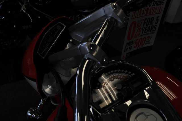 Suzuki BOULEVARD M109R 2013 photo 1