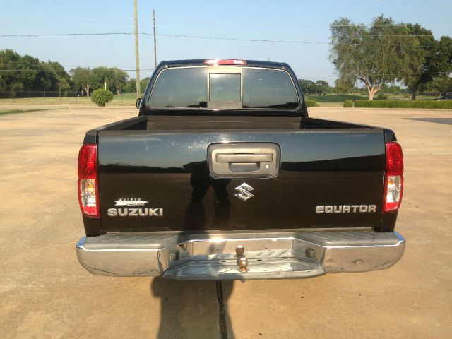 Suzuki Equator 2009 photo 2