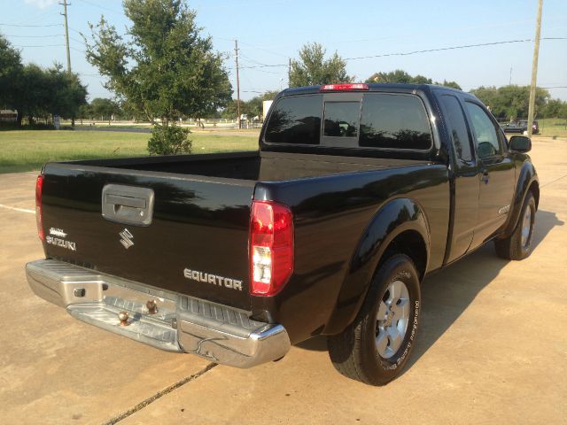 Suzuki Equator 2009 photo 3