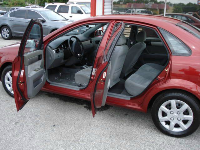 Suzuki Forenza 2004 photo 1