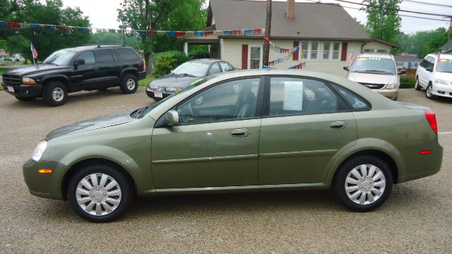 Suzuki Forenza 2004 photo 5