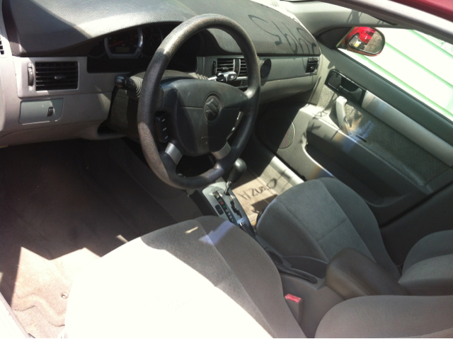 Suzuki Forenza XR Sedan