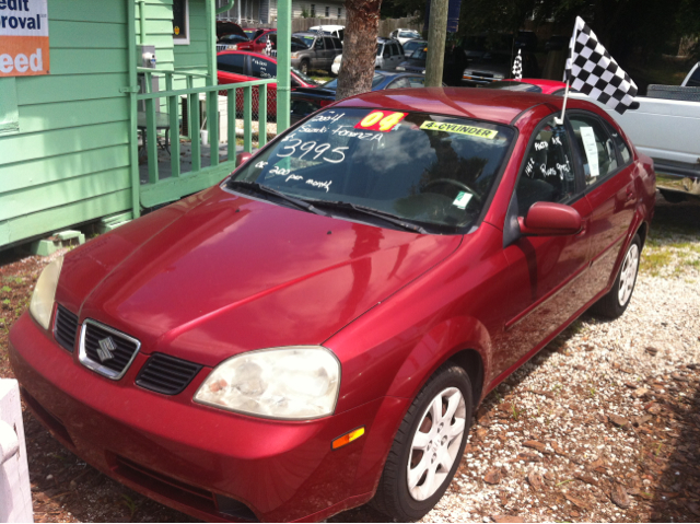 Suzuki Forenza 2004 photo 4