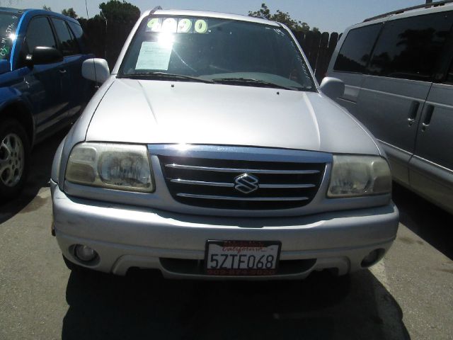 Suzuki Forenza 2004 photo 3