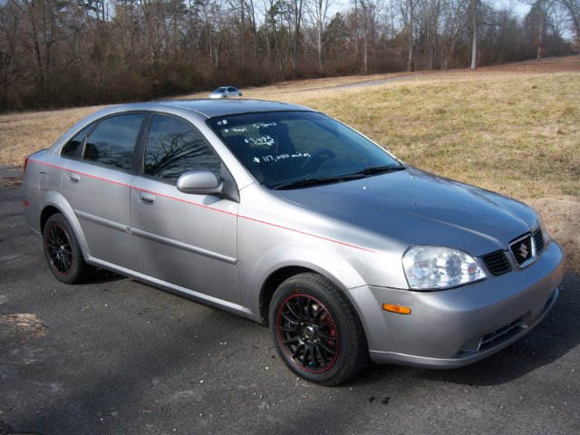 Suzuki Forenza 2005 photo 3