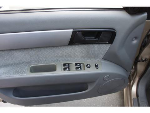 Suzuki Forenza 2005 photo 1