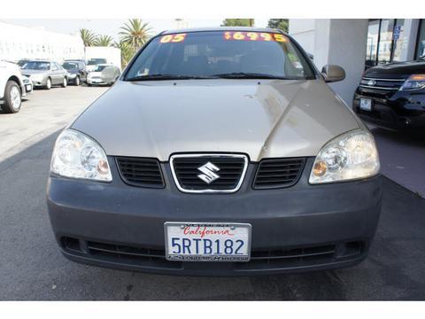 Suzuki Forenza 2005 photo 3