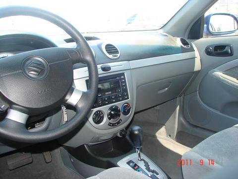 Suzuki Forenza 2005 photo 1
