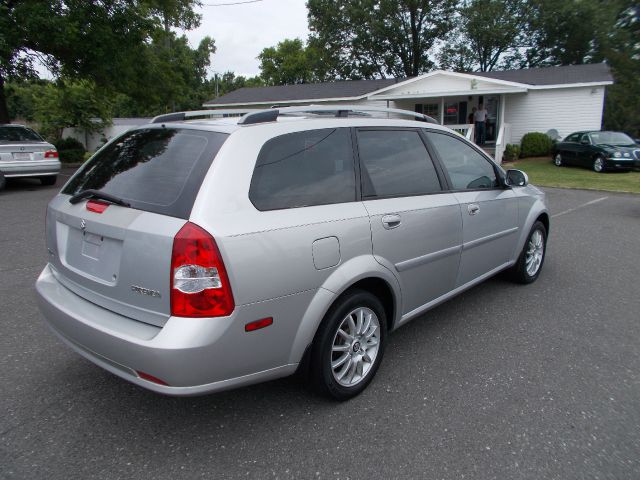 Suzuki Forenza Open-top Wagon