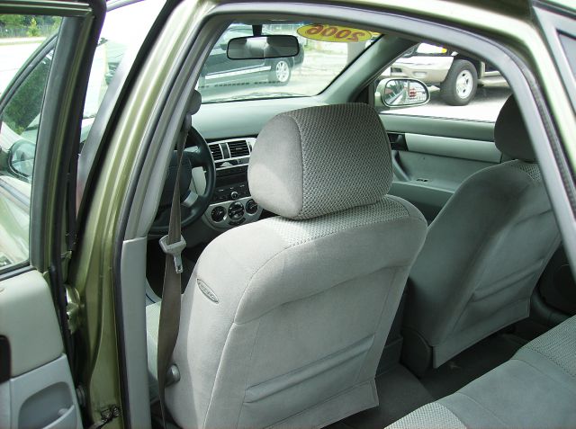 Suzuki Forenza 2006 photo 4