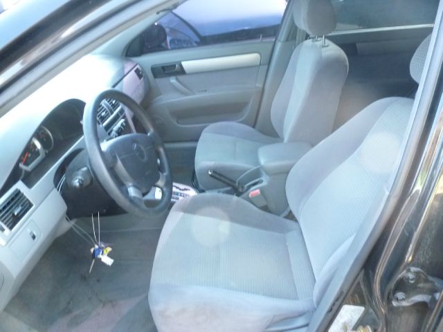 Suzuki Forenza Unknown Sedan