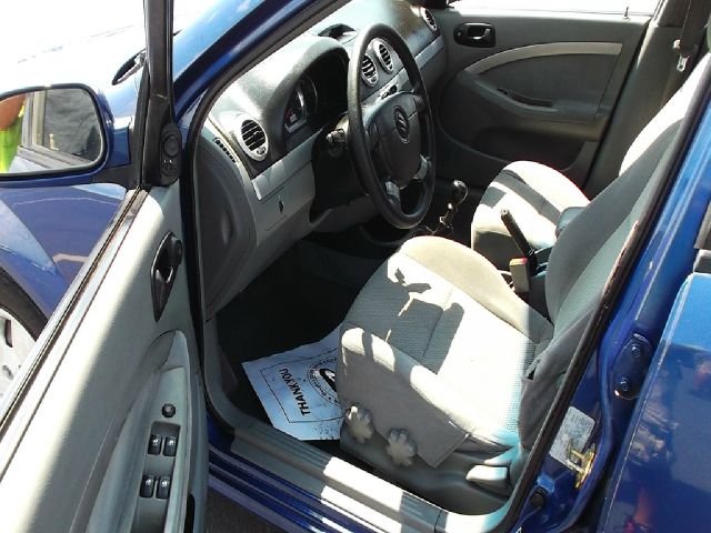 Suzuki Forenza 2006 photo 1