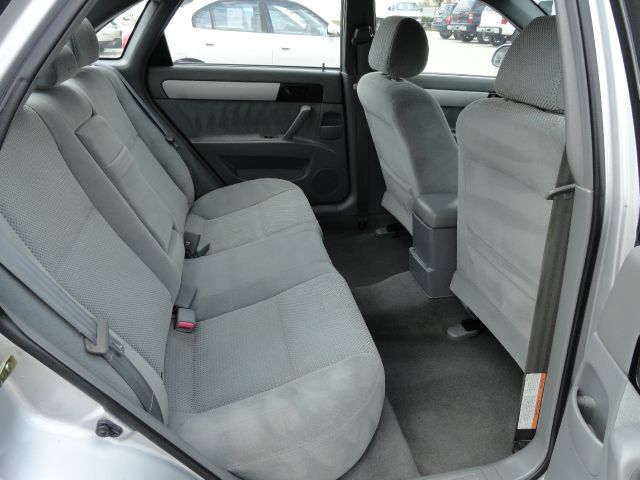 Suzuki Forenza 2006 photo 8