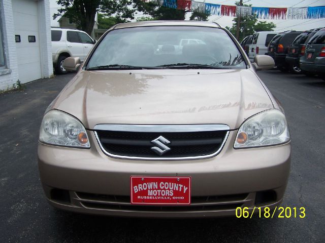 Suzuki Forenza 2007 photo 1