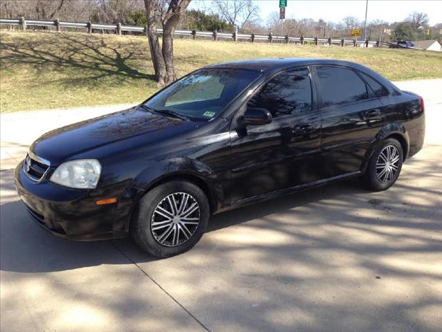 Suzuki Forenza 2007 photo 4