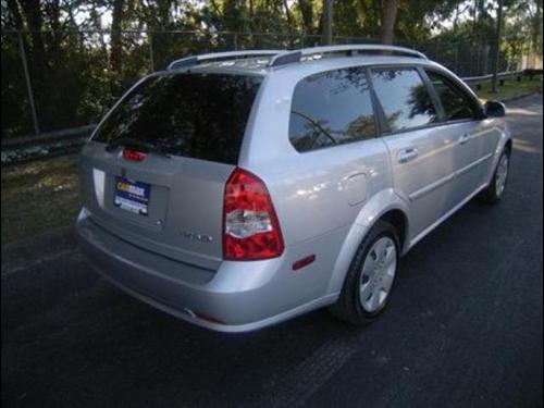 Suzuki Forenza 2007 photo 4