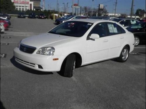 Suzuki Forenza 2007 photo 2