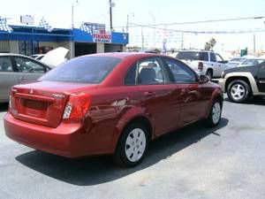 Suzuki Forenza 2008 photo 2