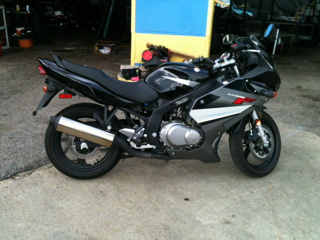 Suzuki GS500E 2009 photo 1