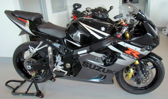 Suzuki GSX-R 2004 photo 1