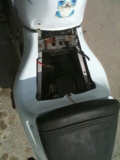 Suzuki GSX-R600 1998 photo 2