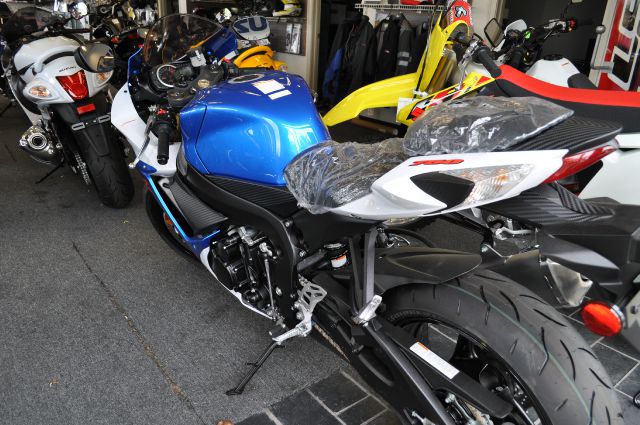 Suzuki GSX-R600 2013 photo 2