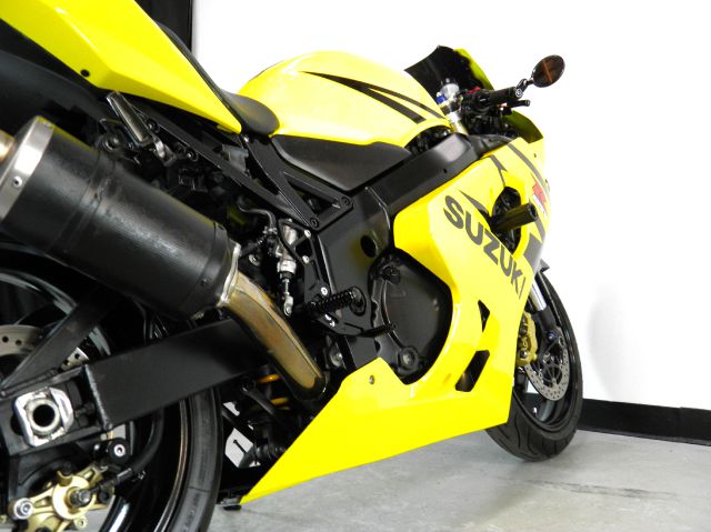 Suzuki GSX-R600K5 2005 photo 12
