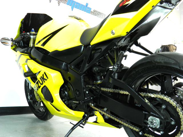 Suzuki GSX-R600K5 2005 photo 13