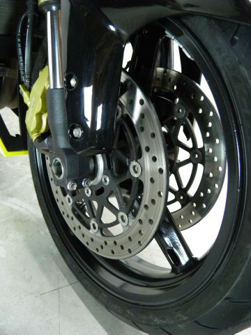 Suzuki GSX-R600K5 2005 photo 20