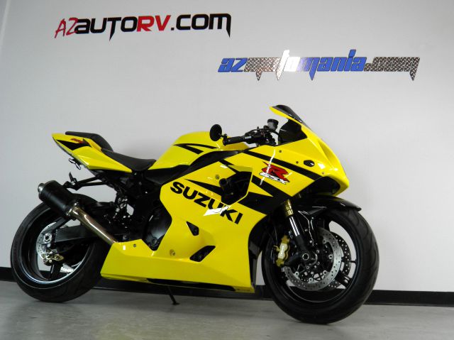 Suzuki GSX-R600K5 2005 photo 3