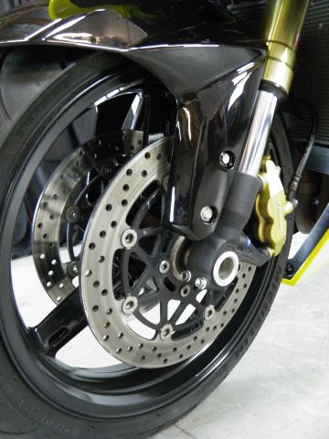 Suzuki GSX-R600K5 2005 photo 30