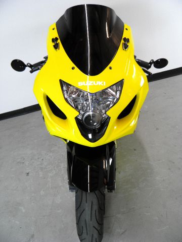 Suzuki GSX-R600K5 2005 photo 38