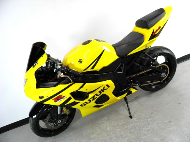 Suzuki GSX-R600K5 2005 photo 4