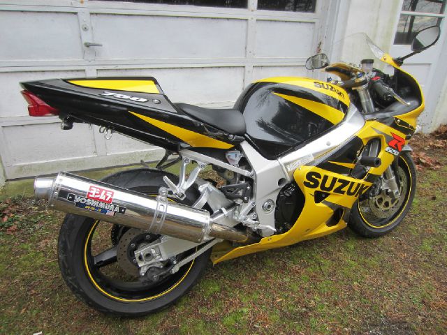 Suzuki GSX-R750 2002 photo 4