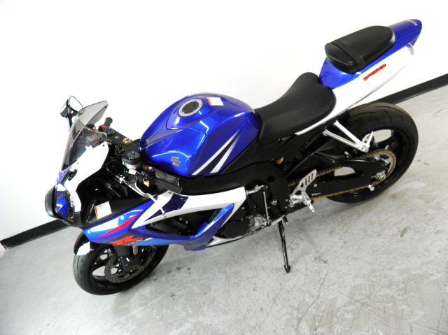 Suzuki GSX-R750 2007 photo 2