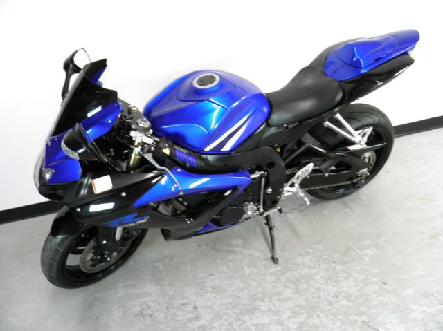 Suzuki GSX-R750 2007 photo 3