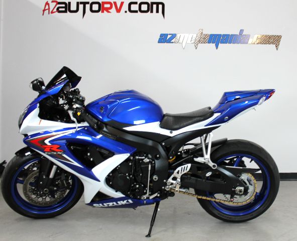 Suzuki GSX-R750 2008 photo 3