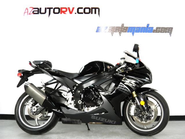 Suzuki GSX-R750 2011 photo 4