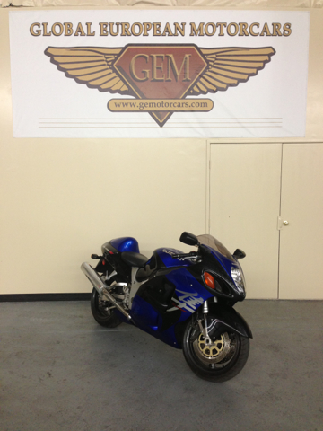 Suzuki GSX1300R 2002 photo 2