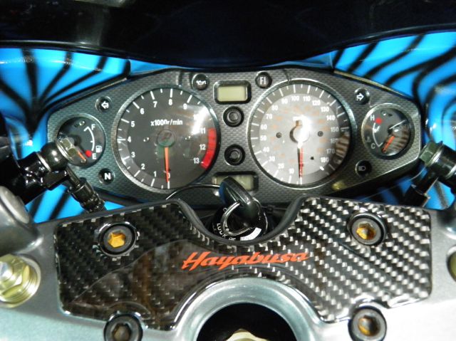 Suzuki GSX1300RK6 HAYABUSA 2006 photo 12