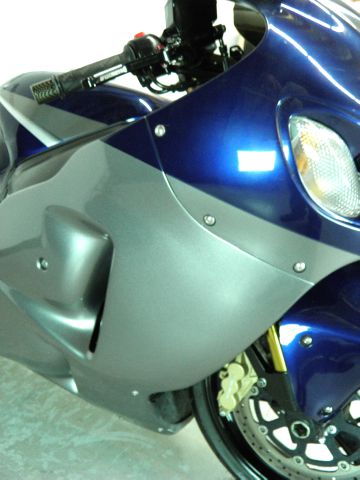 Suzuki GSX1300RK6 HAYABUSA 2006 photo 25