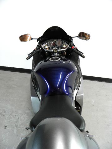Suzuki GSX1300RK6 HAYABUSA 2006 photo 33