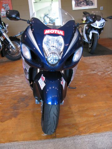 Suzuki GSX1300R Hayabusa 2005 photo 4