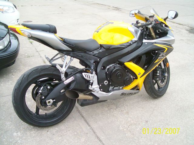 Suzuki gsxr 2008 photo 2