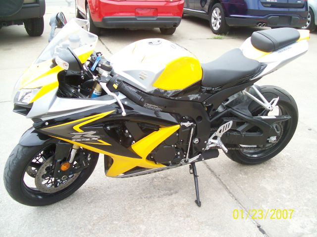Suzuki gsxr 2008 photo 4