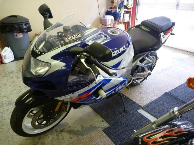 Suzuki Gsxr 1000 2001 photo 2