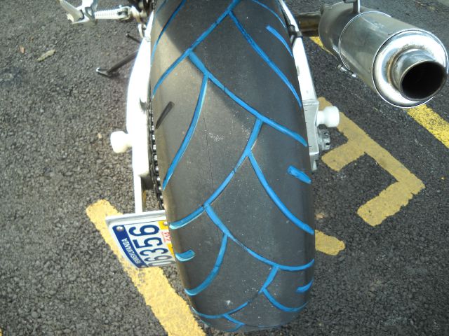 Suzuki GSXR 600 2002 photo 4