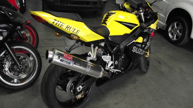 Suzuki GSXR 750 2005 photo 5