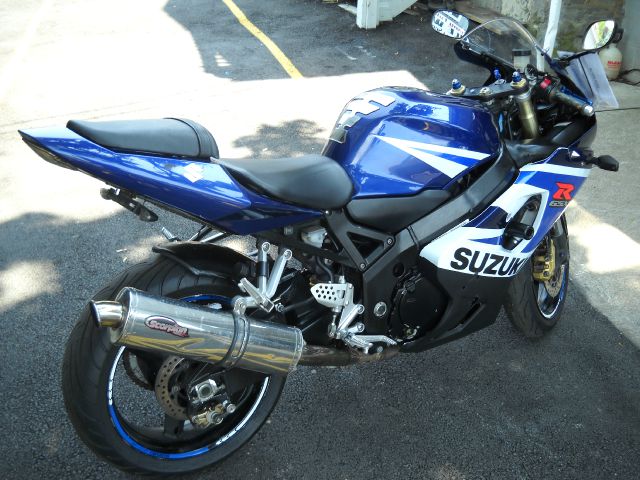 Suzuki GSXR 750 2005 photo 4