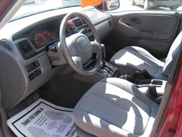 Suzuki Grand Vitara 2000 photo 4